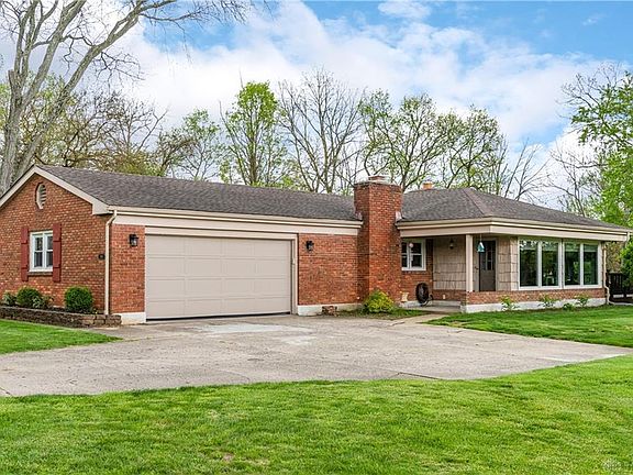 2nd image of 5450 Cynthia Ln