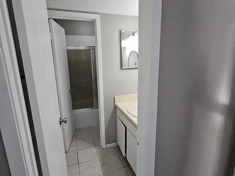 6676 Whispering Oak Pl #4 — Photo 22