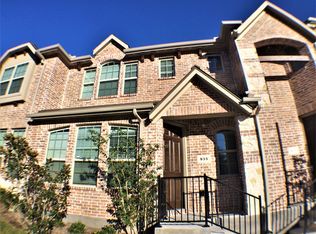 935 Shelby Ln, The Colony, TX 75056