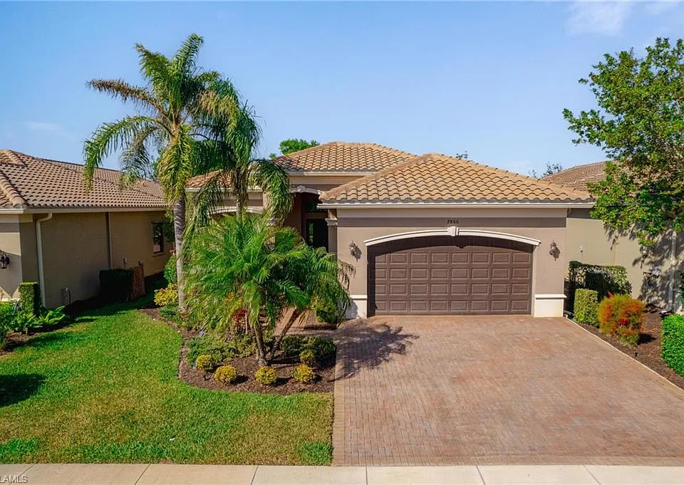 2866 Cinnamon Bay Cir