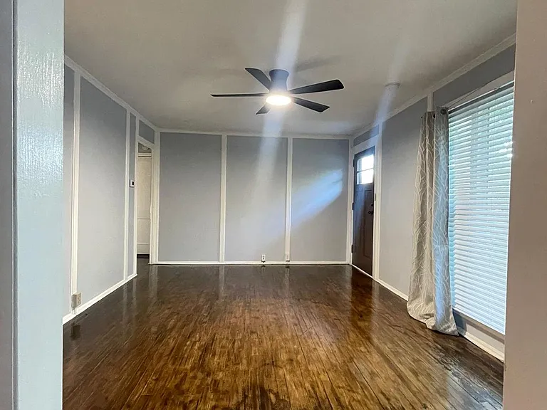 895 Lower Ferry Rd — Photo 7