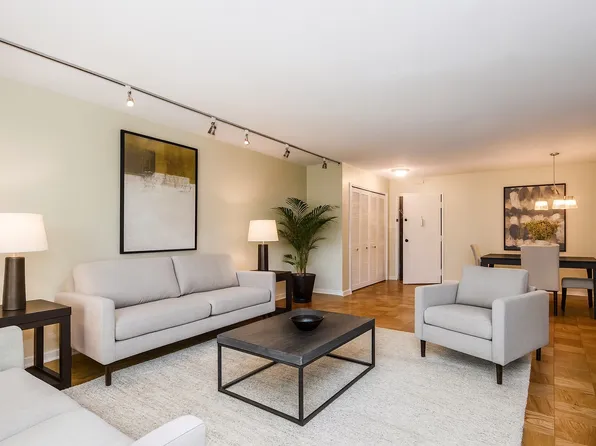 2030 N Adams St, Arlington, VA