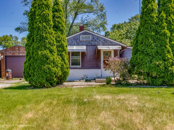 812 Greenfield Ave, Joliet, IL 60433
