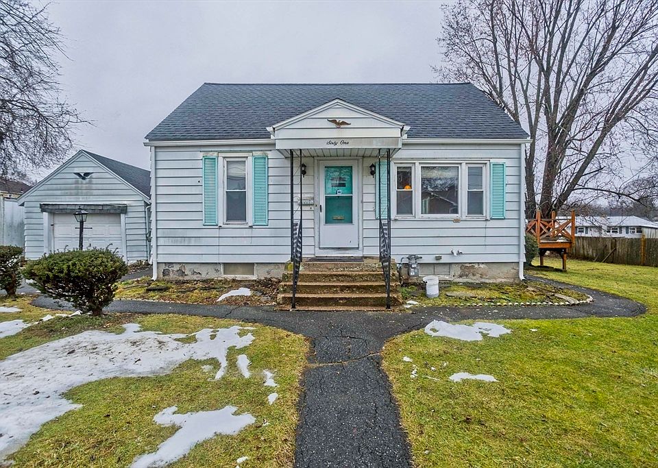 61 Montello Rd, Chicopee, MA 01013 Zillow