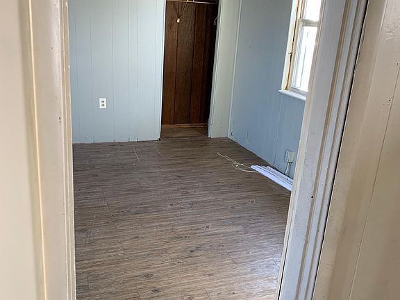 4th image of 125 Pearl St APT 2