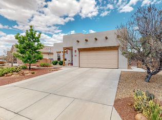 932 Salt Cedar Ct, Bernalillo, NM 87004