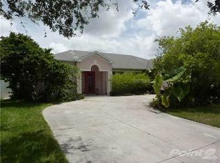 1027 92nd St NW, Bradenton, FL 34209