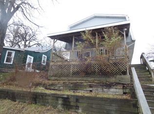 146 Eagle Point Rd, Fox Lake, IL 60020