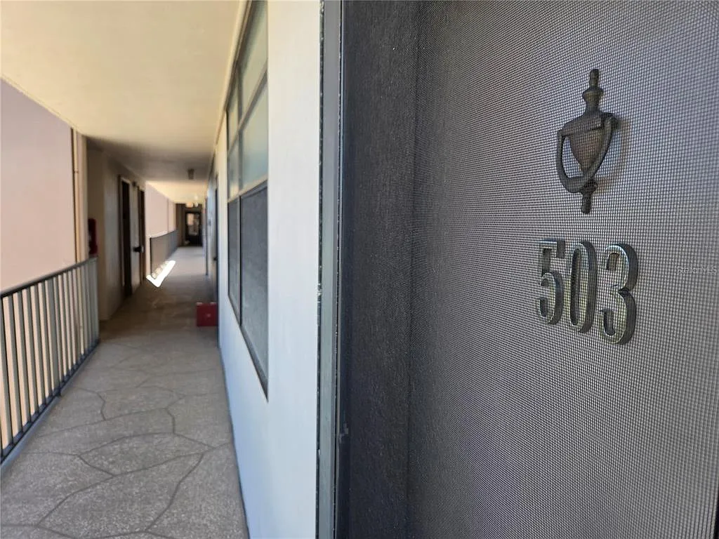 2 bed, 2.0 bath, 1215 sqft, $2,995 — Photo 3