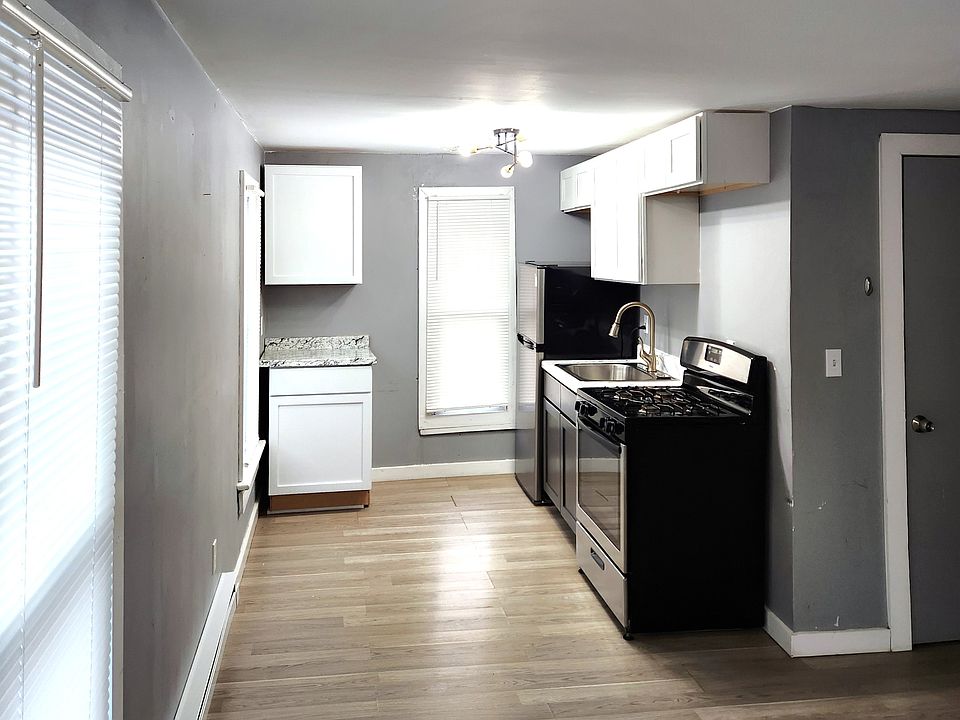 1st image of 31 Lake Ave #2L