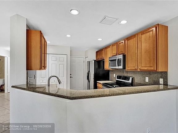 2nd image of 5903 Royal Way #5903
