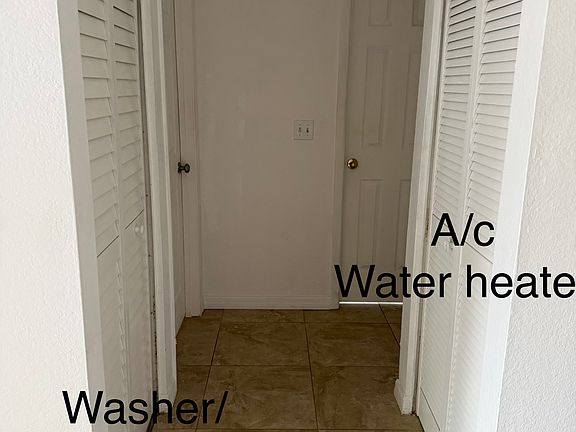 5th image of 1516 SE Royal Green Cir #G104