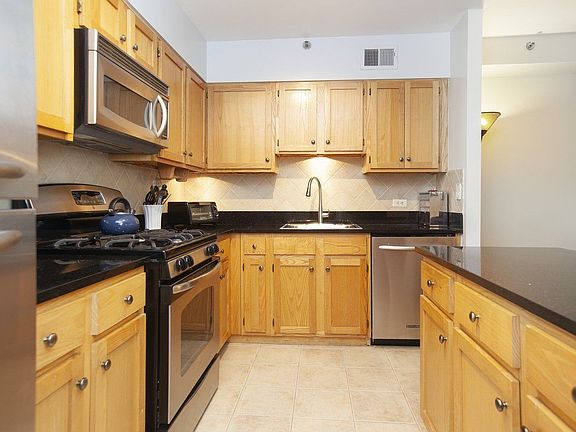 4th image of 2235 Frederick Douglass Blvd APT 2L