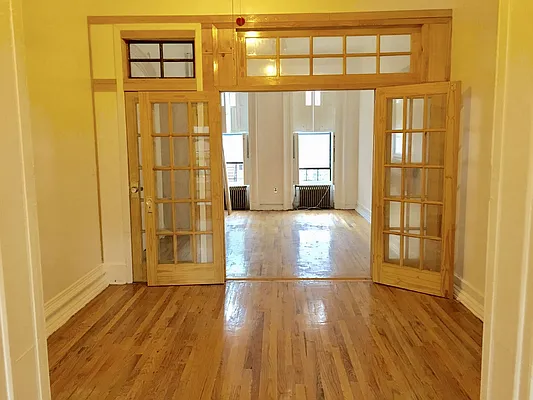 Rented by Fifth & Forever LLC | media 8