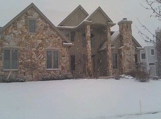 1806 Watermill Ln, Perrysburg, OH 43551