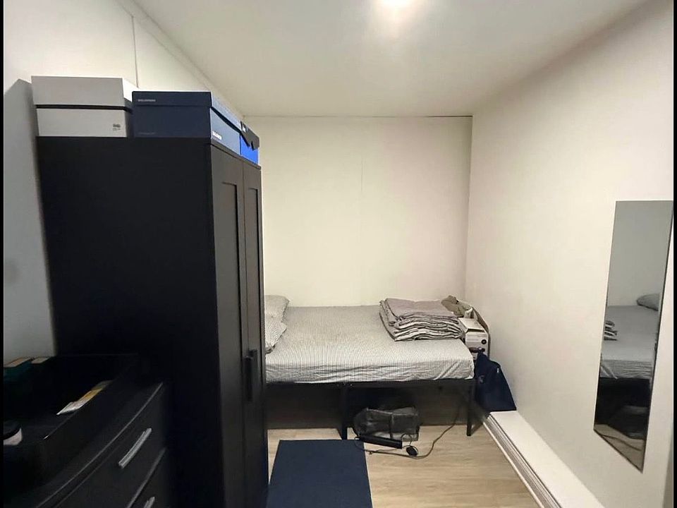 1st image of 50 W 34th St APT 6A08
