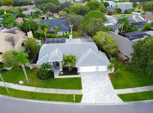 1205 Huntington Ln, Safety Harbor, FL 34695