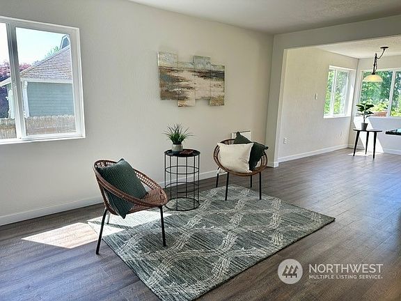 3rd image of 3428 122nd Avenue E