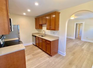 3130 Raleigh Ave APT 8, Pittsburgh, PA 15216