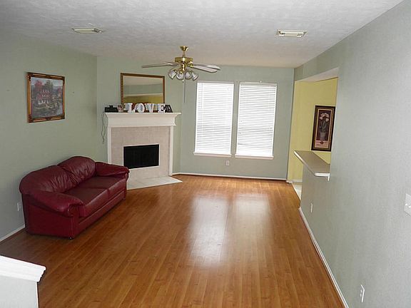 5th image of 19903 Upland Creek Dr
