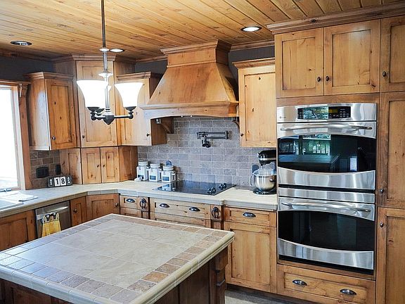 4th image of 1784 Vista Cir
