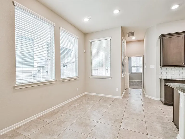 226 Biltmore Loop — Photo 13