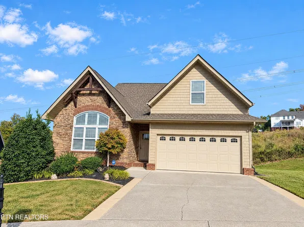 8337 Shoregate Ln, Knoxville, TN 37938