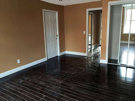 Rented by MNS | media 7