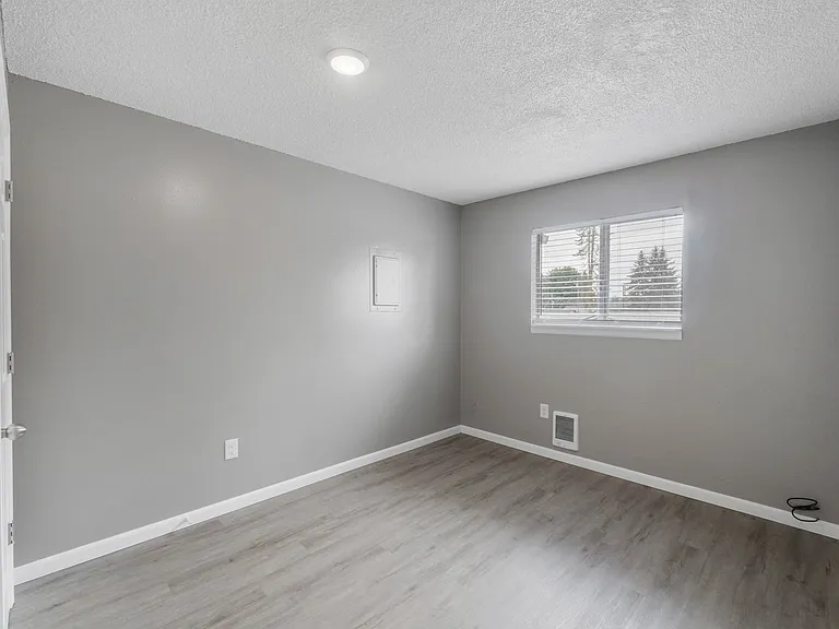South Pacific Apartments — Photo 63