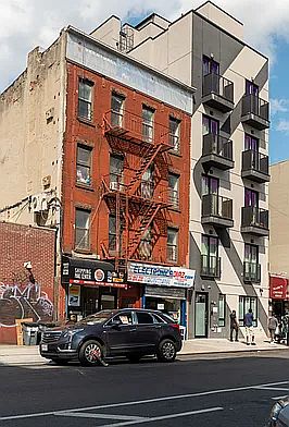 3rd image of 901 Dekalb Ave #1