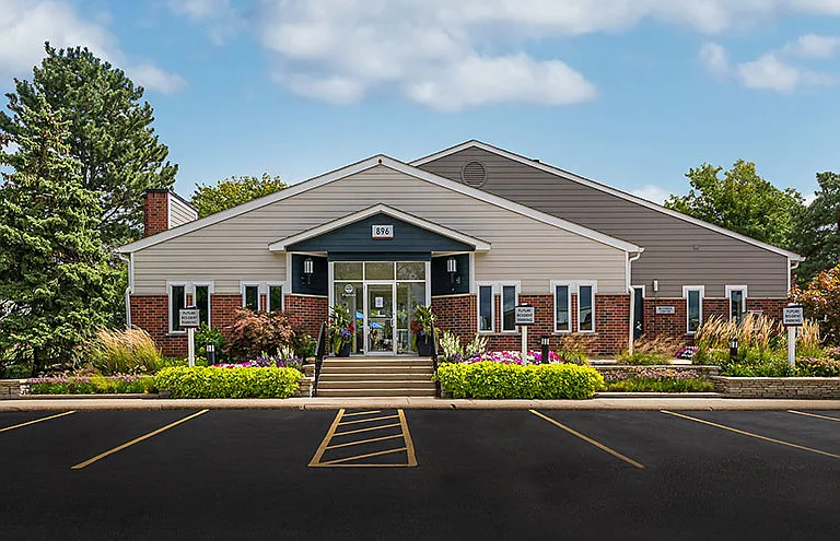 Windscape of Naperville Apartments — Photo 11