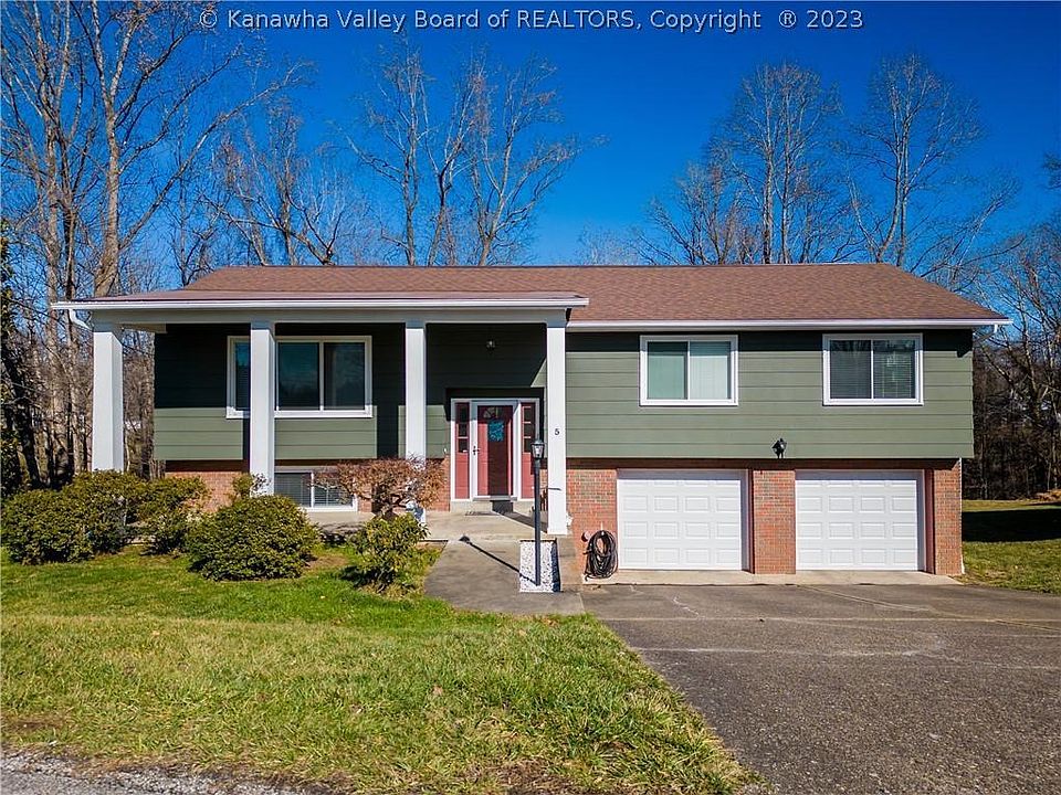 1st image of 5 Larchmont Dr