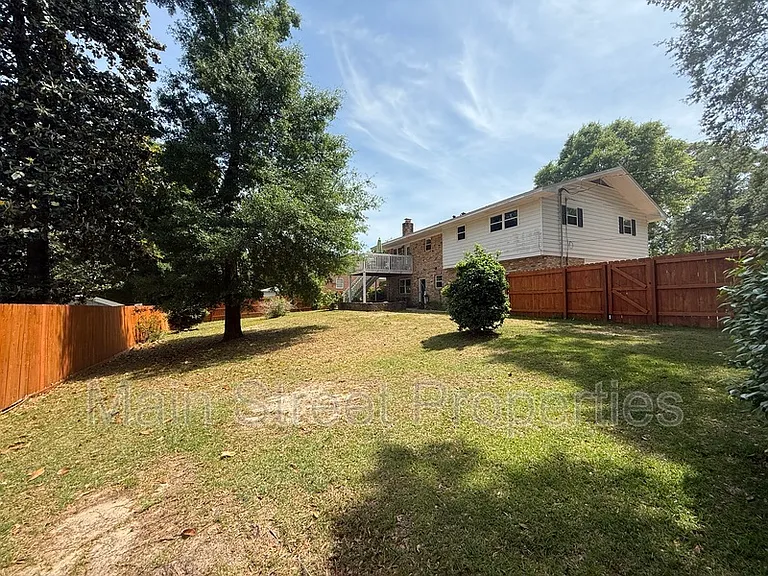 3660 Molaree Dr — Photo 43