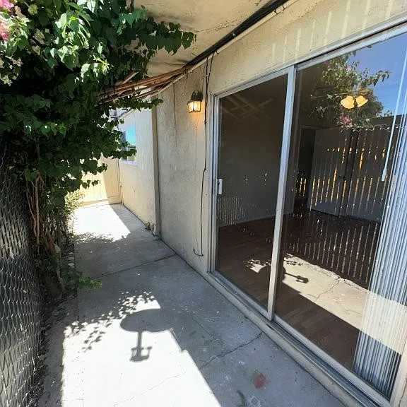 586 Berry Ave #3 — Photo 10