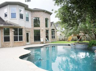 3411 Kingston Dr, Friendswood, TX 77546