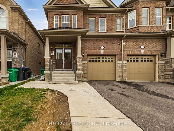 2nd image of 31 Matterhorn Rd