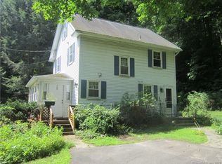 238 Seymour Rd, Woodbridge, CT 06525