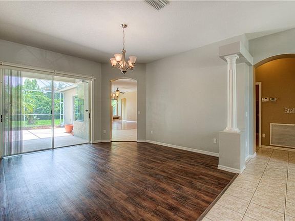 4th image of 11914 Timberhill Dr