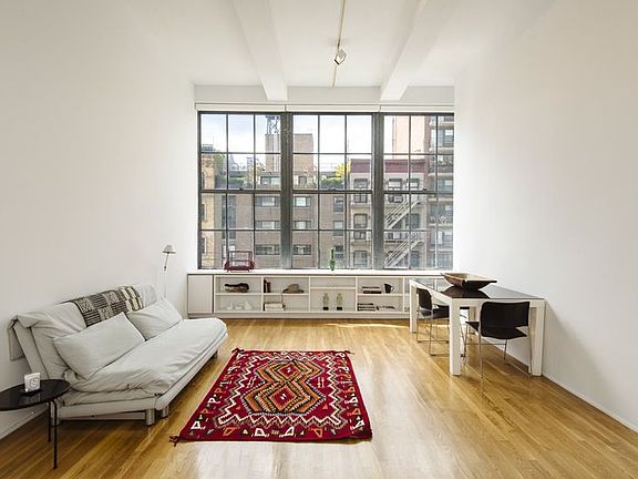2nd image of 111 4th Ave APT 3H