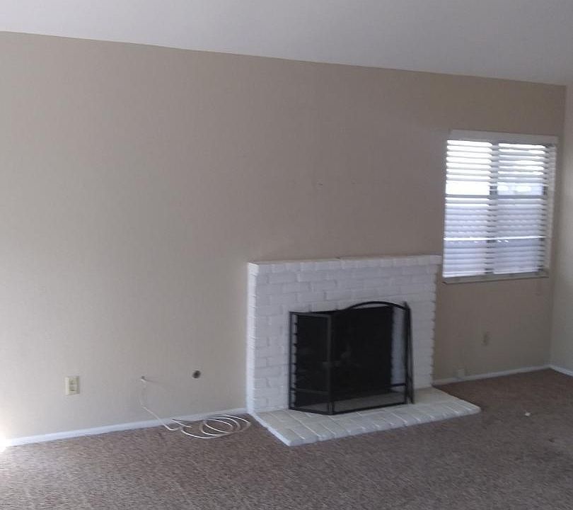1st image of 8455 E Meadowridge St