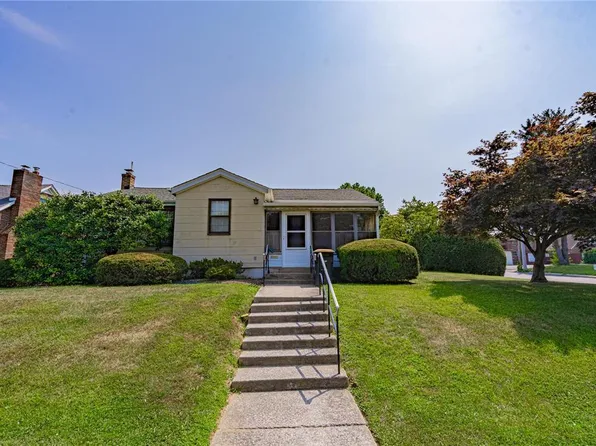 703 6th St, Whitehall, PA 18052