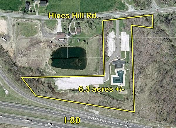 2nd image of 668 E Hines Hill Rd