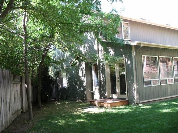 Fully fenced back yard wi