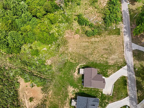 3rd image of 1919 Lakewood Dr Lot 151