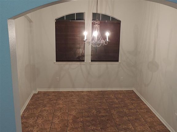 5th image of 8426 Kirksage Dr