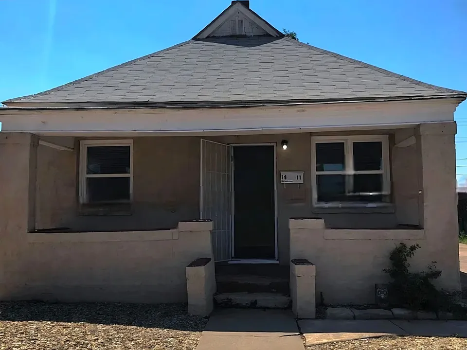 1411 E Orman Ave