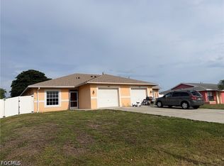 920 SE 6th Ct, Cape Coral, FL 33990