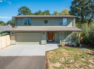 18125 Oatfield Rd, Gladstone, OR 97027