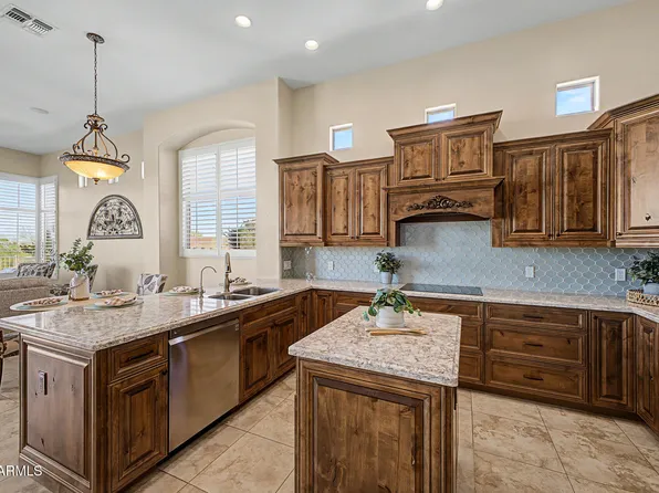 14211 N HONEYSUCKLE Drive, Fountain Hills, AZ 85268