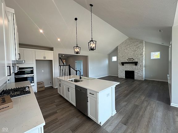 5th image of 20011 Boulder Brook Ln